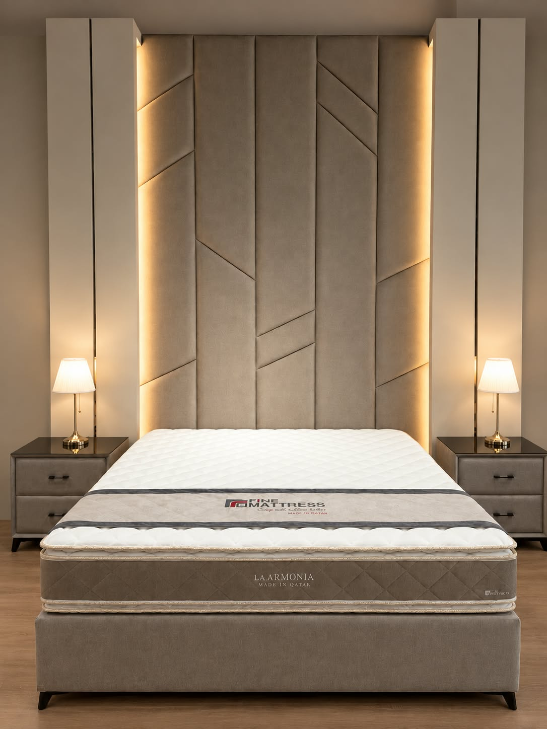 Beige headboard / bed base 233×360 cm